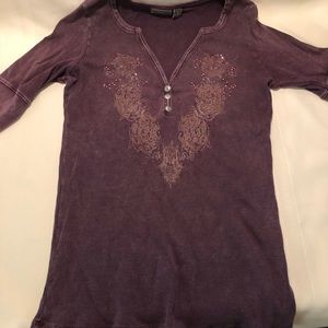 Apt. 9 purple 3/4 sleeve  v neck tee shirt